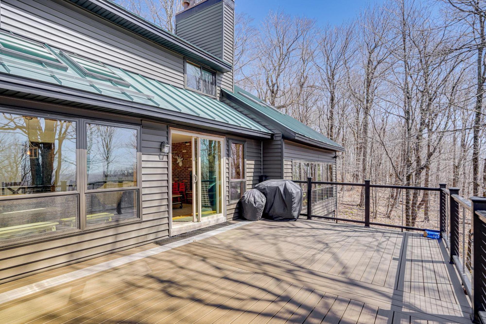 Wilmington Retreat With Deck, Lake Views And Game Room Exterior foto